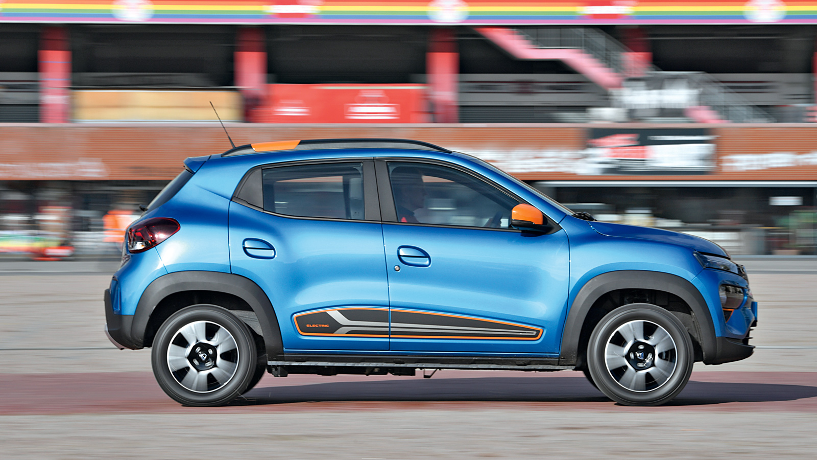 Renault Twingo, Fiat 500e και Dacia Spring: 3 ηλεκτρικά πόλης